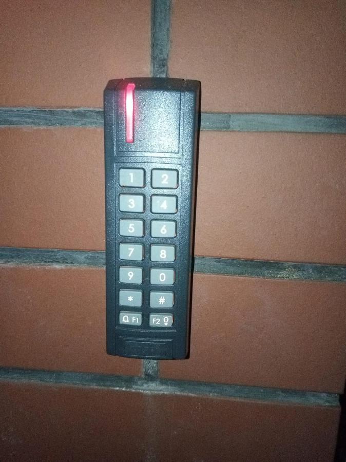 Popularna Guest Home Varšava Exteriér fotografie